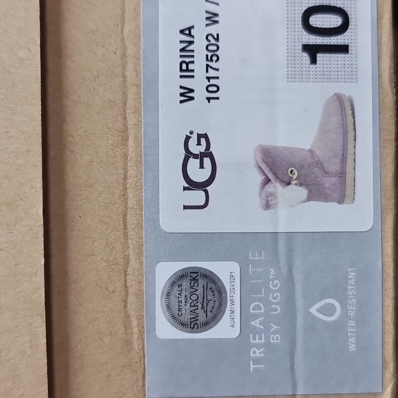 🎁 UGG Women's Irina Winter Boot - Picture 10 of 10